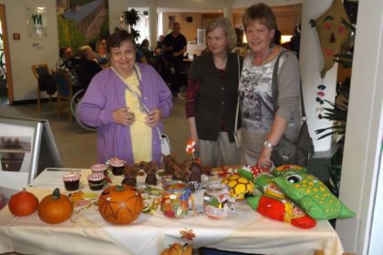 Der goldene Herbst begrüßen mit gelungenem Herbstfest