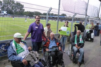 CURA-Fußball-Fanclub zu Gast im Ostfriesland-Stadion