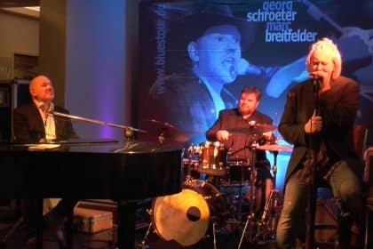 Der „Blues Train“ machte Halt in Heiligenhafen“.. … ein super Konzert zum Pflegedanktag!