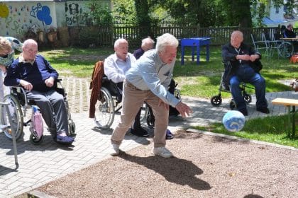 Himmelfahrt im Garten des Kapellenstifts