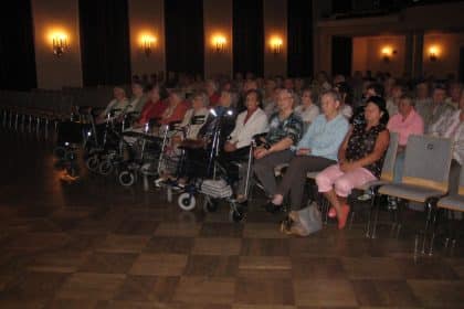 Bewohnerausfahrt in die Stadthalle Oelsnitz/ Erzgebirge