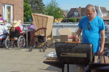 Es ging mal wieder um die Wurst.. … Angrillen bei der CURA Heiligenhafen!