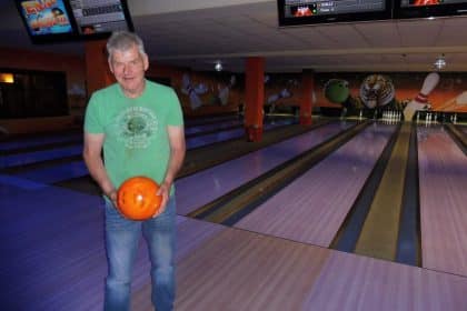 Bowling am Morgen, vertreibt Kummer und Sorgen