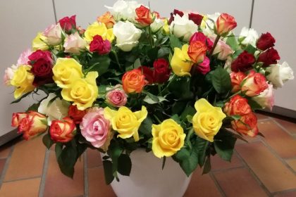 Zum Muttertag „Liebe Blumengrüße“ an unsere Bewohnerinnen