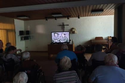 Unterhaltsamer Kino-Nachmittag mit Laurel und Hardy: „Die Teufelsbrüder“