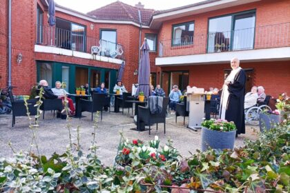 Ostergottesdienst mit Pastor Feldmann in der Cura in Borgstedt