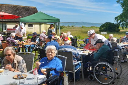 Start in die Grillsaison – Traditionelles “Angrillen“ bei der CURA Heilgenhafen!